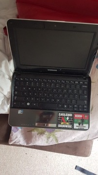 Samsung NF210 tablet laptop chromebook