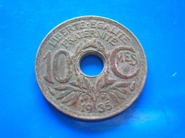 Francja 10 cmes centymów 1935 z dziurką