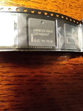 INTEL EN80C251SB16 chip procesor