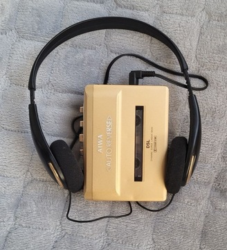 Walkman AIWA HS-P108 oraz słuchawki HP-A270