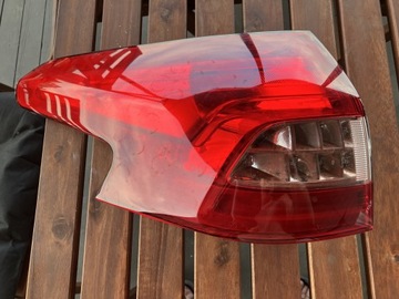 Lampa lewa citroen c5 x7 po lifcie