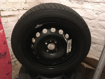 Komplet kół zimowych continental185/60R15