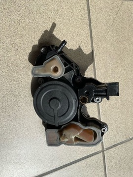 VW AUDI 2.0 TSI ODMA SEPARATOR OLEJU 06K103495BL