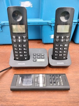 Trzy telefony stacjonarne Philips, Medion 