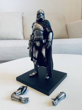 Kotobukiya ArtFX Star Wars Captain Phasma 1:10