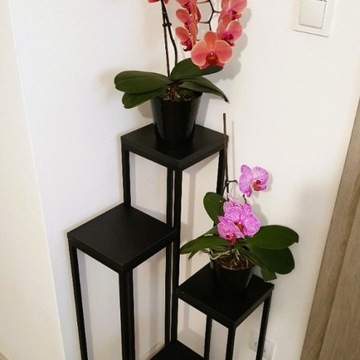 Kwietnik stojak na kwiaty metalowy czarny 4 donice