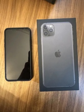 Iphone 11 pro max 64gb + case