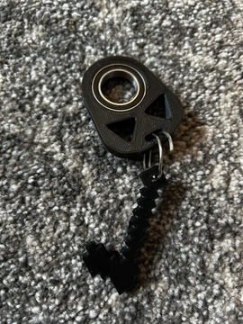 Mały Czarny KeyRambit z losowym narzędziem z mc