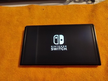 Nintendo switch oled wersja Mario