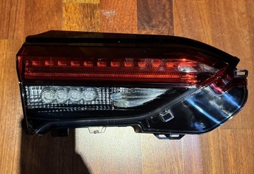 TOYOTA RAV4 RAV-4 LAMPA TYLNA LEWA TYŁ 81590-42061