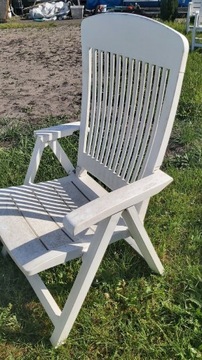 4 krzesla Grosfillex i stol ogrodowy z Holandii