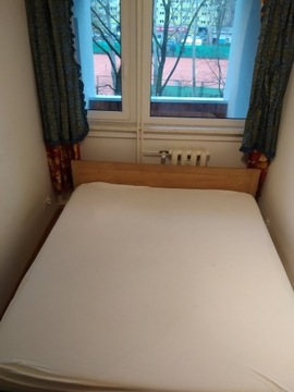 Łóżko 180x200 ze schowkiem i materacem