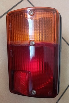 Lampa tylna prawa komplena Fiat 126