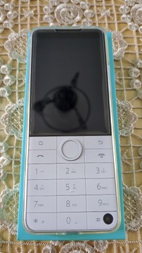 Qin F22 Pro, smartfon dla minimalisty