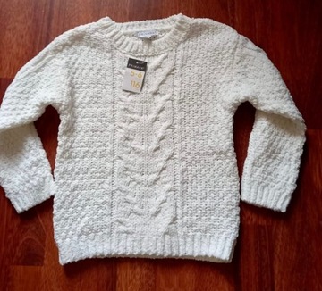 Cieplutki sweterek  5-6 lat, 116 cm