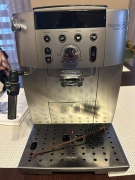 Ekspres do kawy DeLonghi 