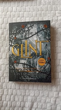 Glint Raven Kennedy