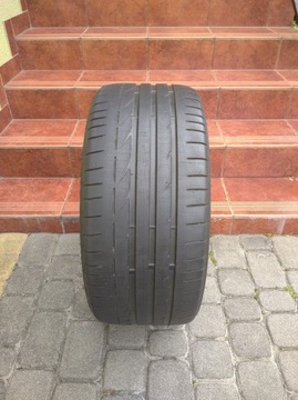 Bridgestone Potenza S001 255/40 R18 95Y 