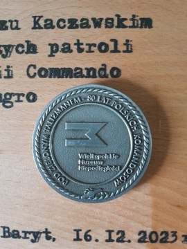 Coin JWK 80 lat Polskich Komandosów i tablica pamiątkowa 