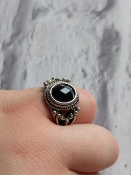 Pierścień 1,7cm czarne oczko Goth Lolita Victorian