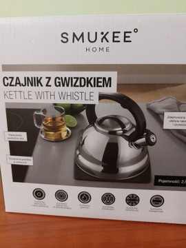 Czajnik z gwizdkiem SMUKEE 