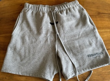 Essentials Sweatshort size M