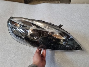 Lampa przednia prawa Volvo V40 II