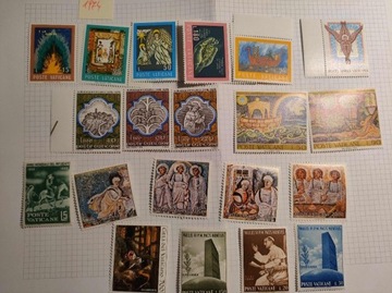znaczki Watykanu różne roczniki 