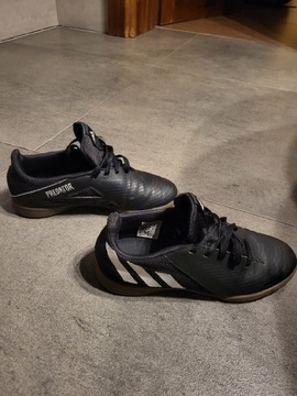 Adidas halówki 36 dziecięce Predator adidasy hala