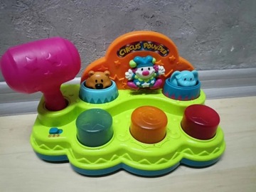 Interaktywna zabawka dla malucha - zbijak