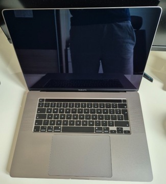 MacBook Pro 16" i9/16GB/1TB SSD/Radeon 5500M 4GB