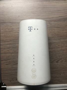Router modem Huawei B528s-23a 
