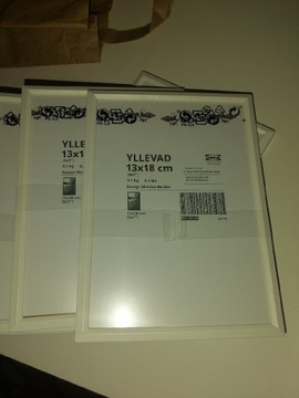 Ramka Ikea Yllevad 13x18 cm biała