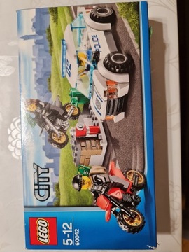 LEGO CiTY 60042 Superszybki pościg policyjny