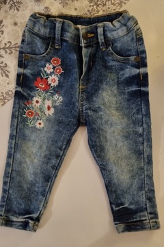 Jeansy spodnie z haftem kwiatek r.80