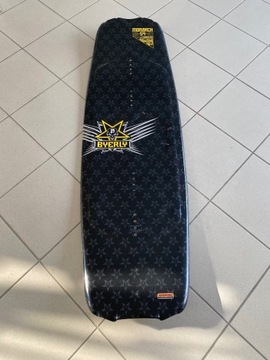 Wakeboard Byerly Monarch 54 dl 136 cm