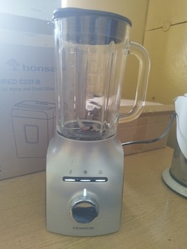 Blender kielichowy Kenwood blm61