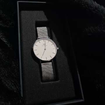 Daniel Wellington zegarek srebrny 