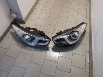 HYUNDAI I40 LAMPA LEWA LEWY PRZÓD REFLEKTOR LED SOCZEWKA 10 PIN