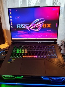 laptop gamingowy ASUS ROG Strix G16 i7-13650HX 