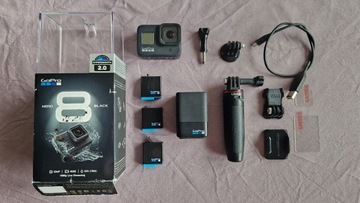 GoPro Hero8 black + 3 akumulatory + akcesoria
