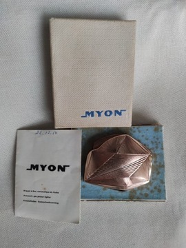 Unikatowa zapalniczka vintage Myon. Komplet. 