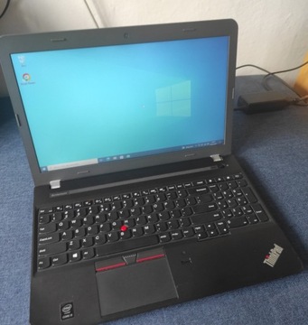 Laptop LENOVO THINKPAD E550 15,6 " i5 256 GB SSD