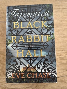 EVE Chase "Tajemnica Black Rabbit Hall"