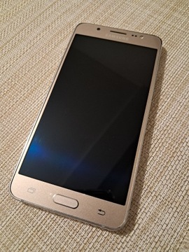 Samsung J5 smartfon słuchawki ładowarka komplet
