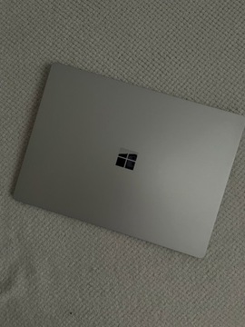 Laptop Microsoft Surface 2 i5-8250/8GB/256SSD