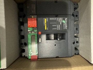 Compact NSX 250A LV434601 SCHNEIDER