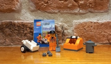 LEGO CITY 5611 - Roboty Publiczne z 2008r. 