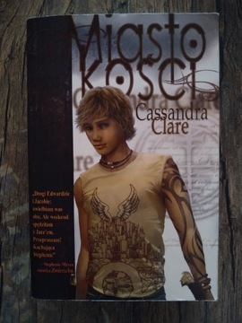 Miasto kości - Cassandra Clare 