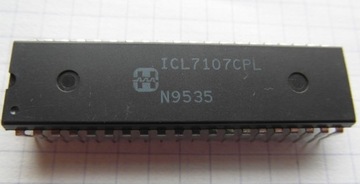 ICL7107CPL DIP40 Przetwornik A/C 3 1/2 CYFRY LED